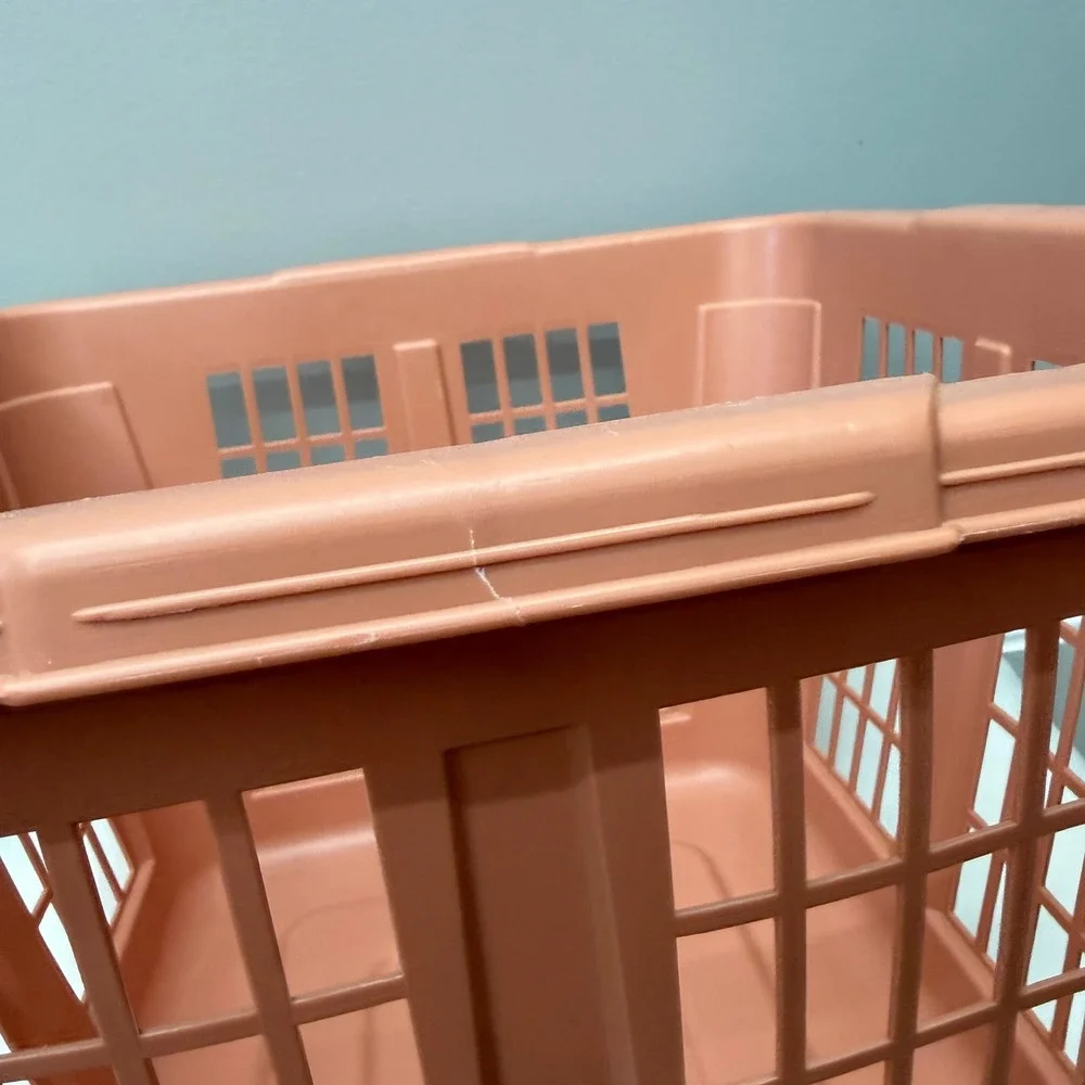 Vintage Rubbermaid 2972 Square Laundry Basket 16.5 x 11 Mauve Pink Utility